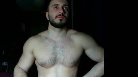 Snapshot of t_huracane chatting on February 22, 7:47 pm Huracane online show from February 22, 7:47 pm