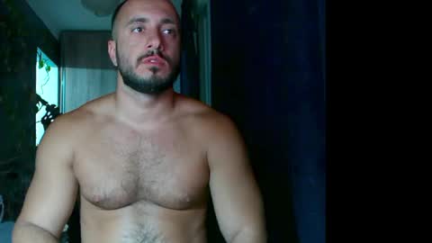 Snapshot of t_huracane chatting on October 12, 4:32 pm Huracane online show from October 12, 4:32 pm