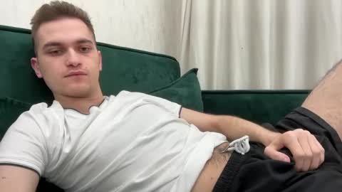 tai_fun online show from April 23, 5:48 am