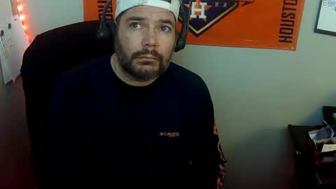 TaintNuzzler online show from February 21, 7:01 am