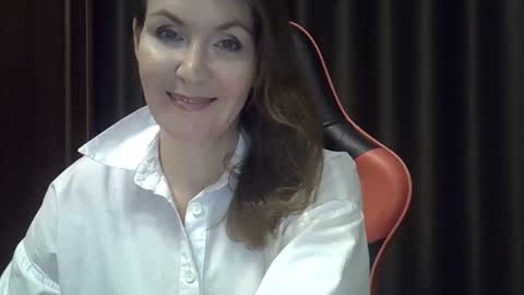 taisialucky77 online show from October 5, 7:10 pm