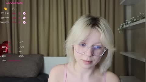 Emily online show from February 20, 12:08 am