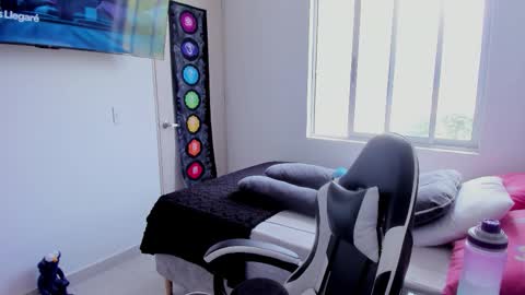  kalagr online show from November 25, 6:28 pm