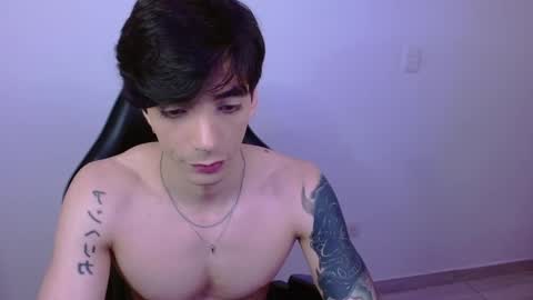 takeru___ online show from December 2, 5:59 am