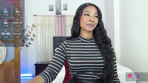 Snapshot of talianamoreno chatting on October 22, 1:20 am taliana modelo independiente online show from October 22, 1:20 am