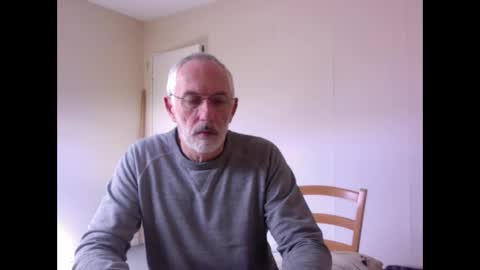 Snapshot of taliesin4321 chatting on October 25, 12:04 pm Jack Pierrot online show from October 25, 12:04 pm