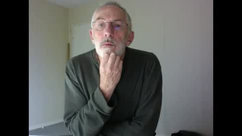 Jack Pierrot online show from November 1, 7:02 pm