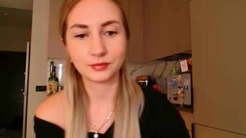  Kira  online show from February 27, 12:42 pm