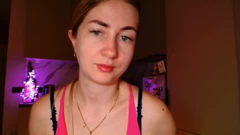  Kira  online show from March 19, 6:41 am