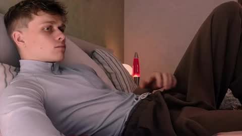 Colin online show from October 13, 9:06 pm