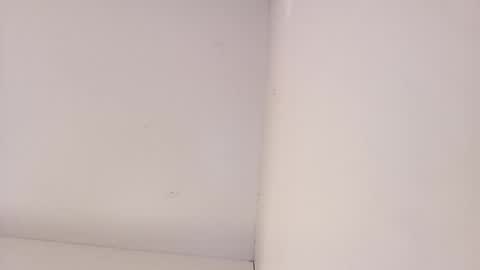 tall6feet7inch online show from March 1, 3:00 am