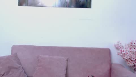 Hi im sara online show from March 23, 12:54 pm