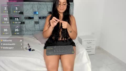 tamaraa online show from October 10, 5:19 pm