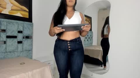 tamaraa online show from October 16, 12:38 pm