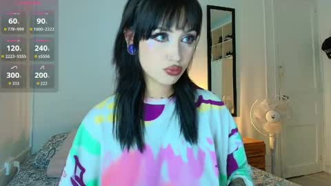 Cami 3 online show from May 2, 10:43 am