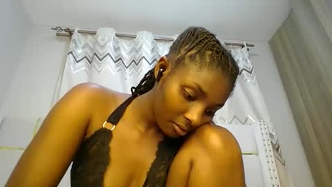 tamia online show from February 26, 9:42 pm