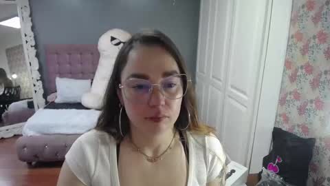 Snapshot of tammyparker_ chatting on September 14, 2:47 am Tammara  online show from September 14, 2:47 am