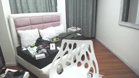 Snapshot of tammyparker_ chatting on March 3, 8:49 am Tammara  online show from March 3, 8:49 am