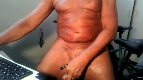 tan man for you online show from July 4, 4:32 pm