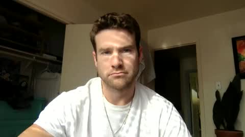 Dr. Love online show from December 15, 9:00 pm