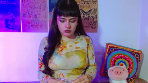    online show from March 19, 2:28 am