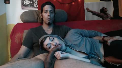 T  J   online show from April 2, 7:43 pm