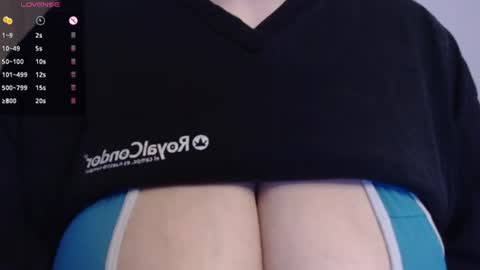tarrant_ online show from July 20, 11:17 pm