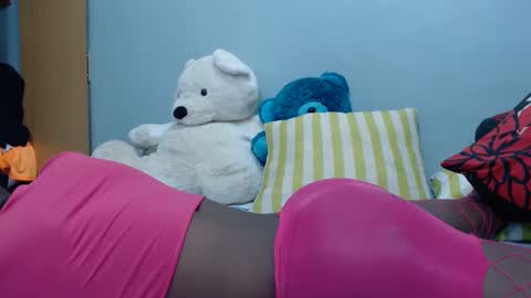 milan online show from February 2, 11:07 am