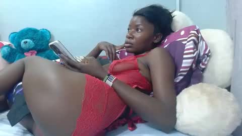 milan online show from February 15, 10:11 am