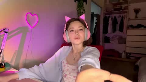 Darlin online show from February 18, 10:20 pm