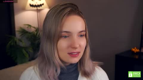 Your Ressie online show from November 21, 7:50 am