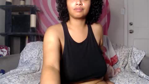 Tastee Kitty online show from November 9, 6:39 am