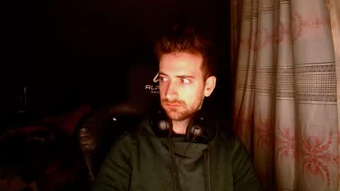 tastemyboner online show from December 11, 1:47 am