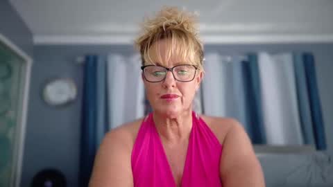 veronicabrian online show from January 11, 8:04 pm