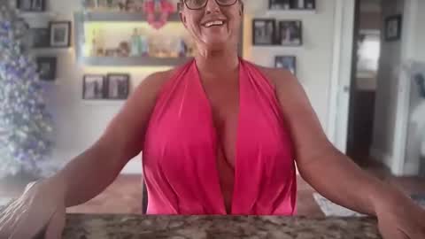 veronicabrian online show from December 17, 7:53 pm