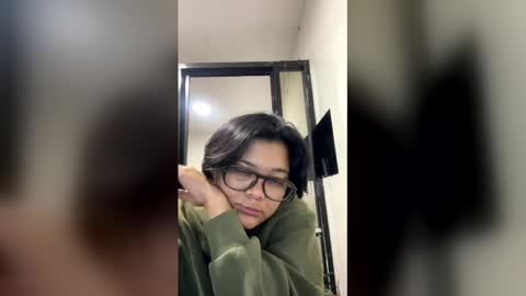 tate069 online show from March 29, 3:13 pm