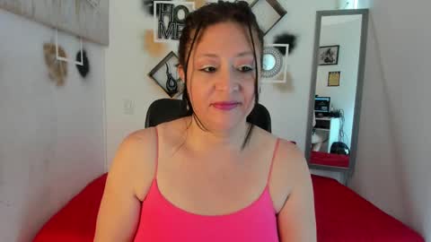 Snapshot of tatiana_sofiaa chatting on September 17, 1:58 pm tatiana_sofiaa online show from September 17, 1:58 pm