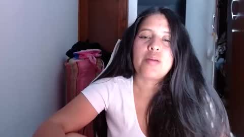 tatianaez22 online show from May 15, 3:04 am