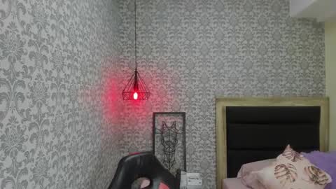 T A T I  online show from February 1, 3:28 pm