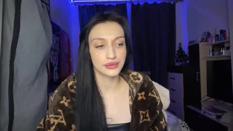 tatika_williams online show from December 15, 3:19 pm