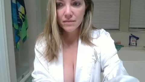 La Sirena online show from October 9, 9:59 am