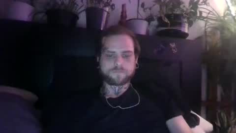 tattedzombie online show from July 8, 10:57 pm