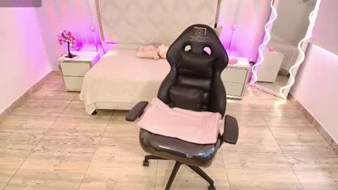 tatis  online show from January 14, 7:44 pm