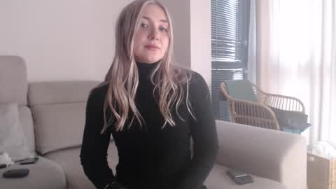 tattoobbgirl online show from November 29, 4:14 pm