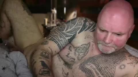 Tattooeddilf 01 online show from April 16, 9:50 pm