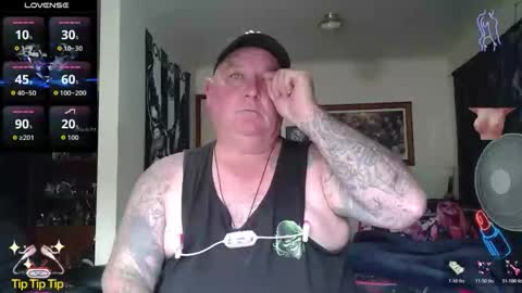 tattzsexy online show from March 16, 5:32 am