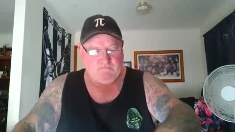 tattzsexy online show from February 3, 6:51 am