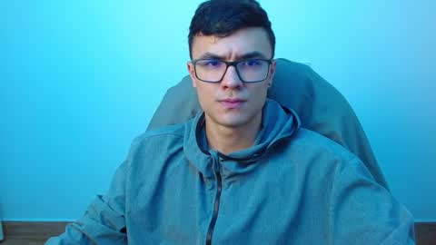 taurus4k online show from February 11, 1:52 am