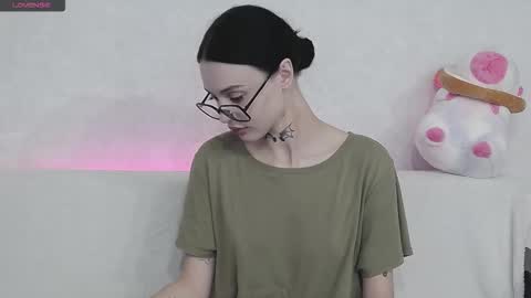 Taya online show from September 22, 7:07 pm