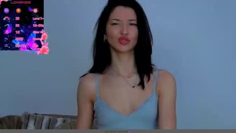 TayaKayan online show from January 10, 6:09 am